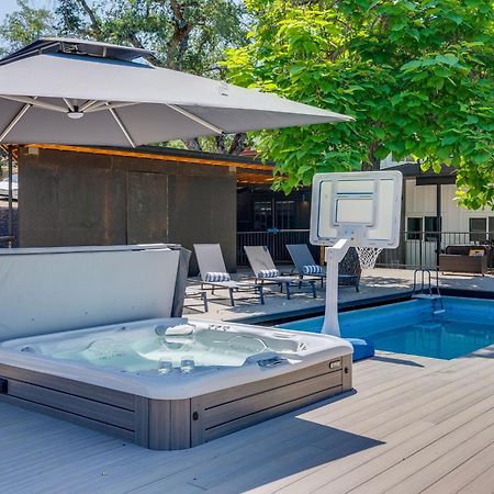 Updated Three Rivers Vacation Rental With Gas Grill Exteriör bild