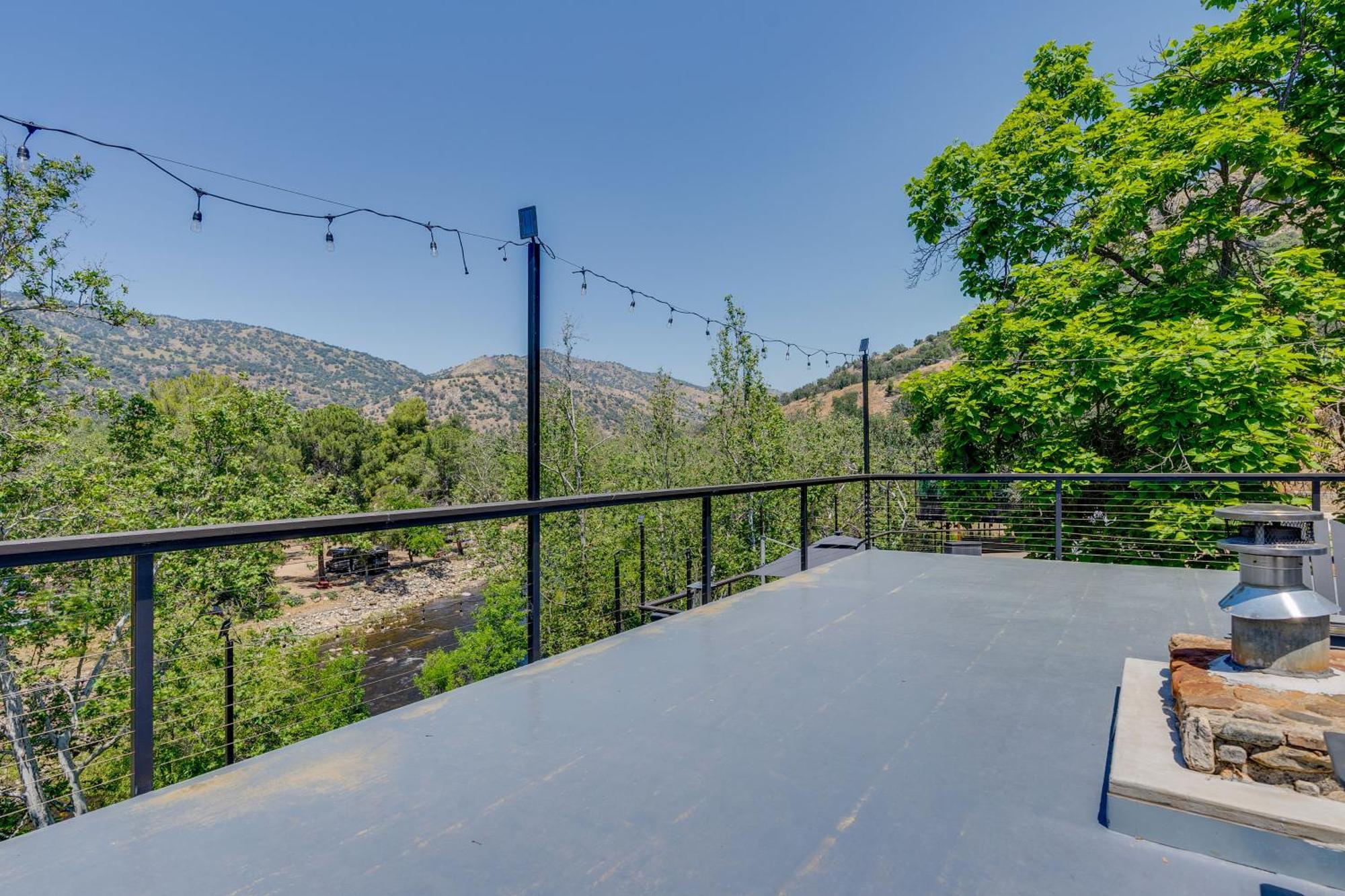 Updated Three Rivers Vacation Rental With Gas Grill Exteriör bild